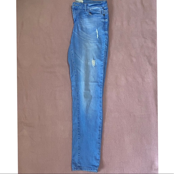 Blue Ripped Jeans - Picture 2 of 3